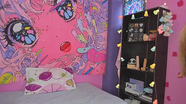 kittyzenn online show from 12-16-24, 05:11