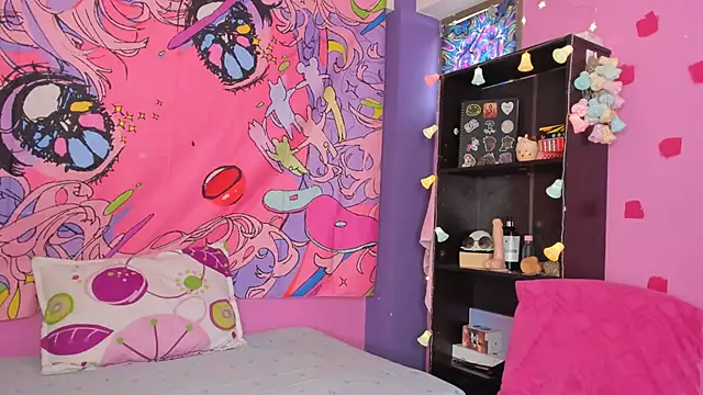 kittyzenn online show from 12-18-24, 04:39