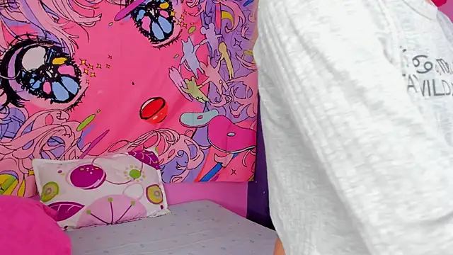 kittyzenn online show from 12-18-24, 07:41