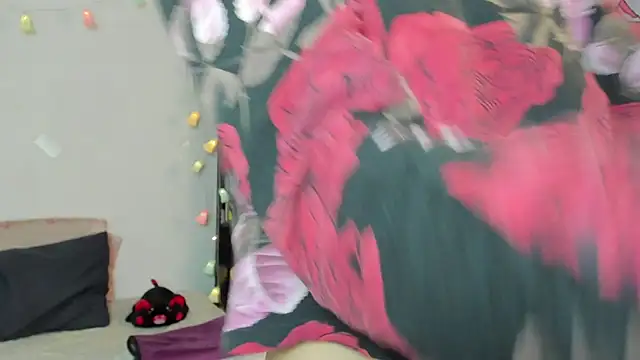 kittyzenn online show from 09-12-25, 05:13