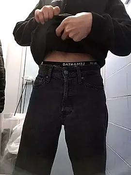 Dennis 2024 online show from 12-04-25, 06:01