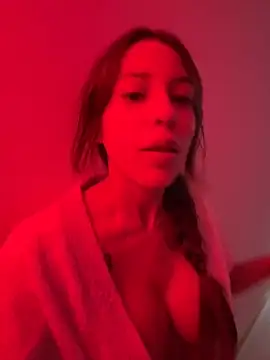 Snapshot of DanielaSaenz0 chatting on 09-20-25, 11:39 DanielaSaenz0 online show from 09-20-25, 11:39