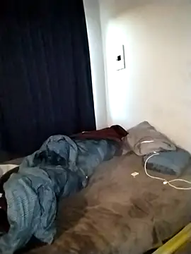 Convertiblechulo online show from 10-22-25, 03:29