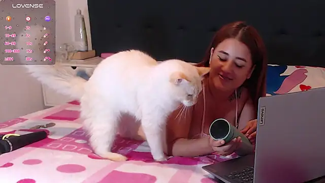 luna palmerau online show from 02-01-25, 05:39