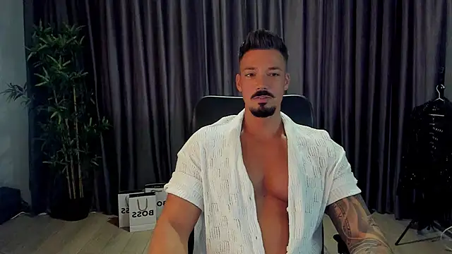 Snapshot of HaydenSpearss chatting on 07-12-26, 06:48 HaydenSpearss online show from 07-12-26, 06:48
