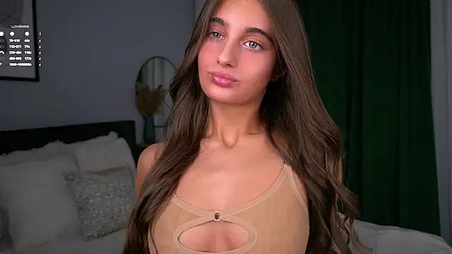 Snapshot of PiquingOgalala chatting on 11-25-25, 01:05 PiquingOgalala online show from 11-25-25, 01:05