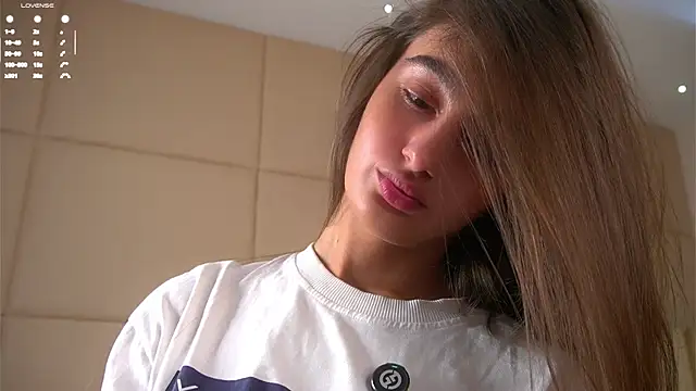 Snapshot of PiquingOgalala chatting on 04-21-26, 01:07 PiquingOgalala online show from 04-21-26, 01:07