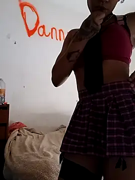 Snapshot of Laanegraofficial_ chatting on 03-22-25, 05:52 Laanegraofficial online show from 03-22-25, 05:52