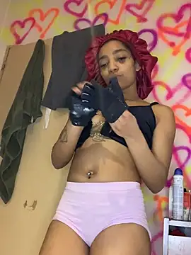 Snapshot of Laanegraofficial_ chatting on 04-06-26, 09:49 Laanegraofficial online show from 04-06-26, 09:49