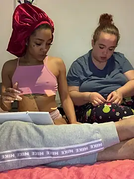 Snapshot of Laanegraofficial_ chatting on 04-08-26, 08:20 Laanegraofficial online show from 04-08-26, 08:20