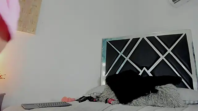 anahidolls online show from 01-22-25, 04:02