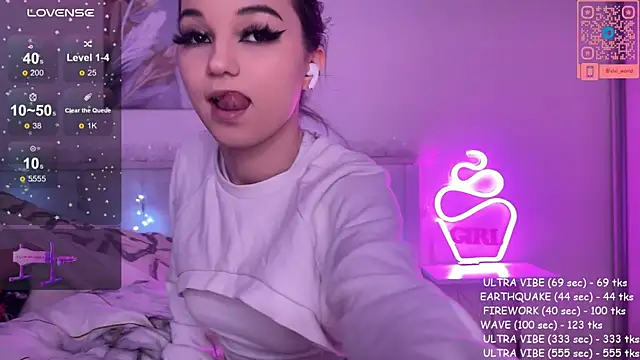 Veronica leal online show from 01-19-25, 03:32