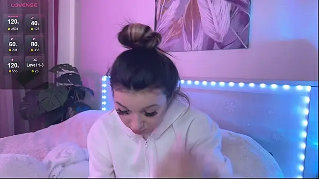 Veronica leal online show from 04-07-26, 07:42