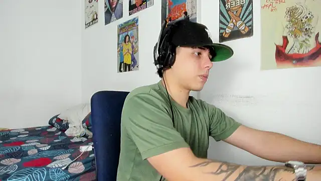 Snapshot of nathan_x1 chatting on 12-04-25, 07:33 nathan x1 online show from 12-04-25, 07:33