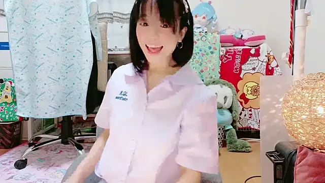 Snapshot of renapiyon8182 chatting on 01-27-25, 07:03 renapiyon8182 online show from 01-27-25, 07:03