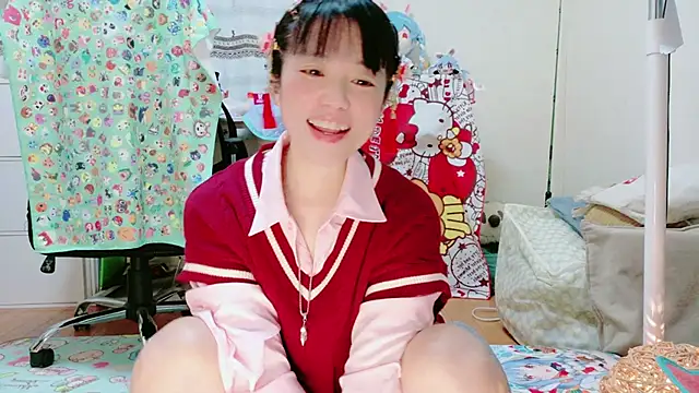 Snapshot of renapiyon8182 chatting on 03-21-26, 08:12 renapiyon8182 online show from 03-21-26, 08:12