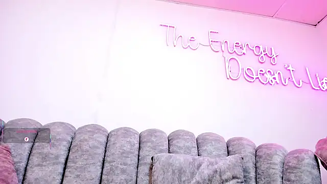 Snapshot of Joao_Batista_Oficial chatting on 03-08-25, 05:49 Joao Batista Oficial online show from 03-08-25, 05:49