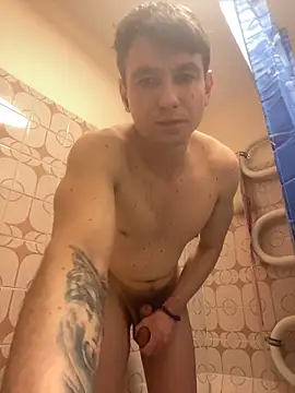 Snapshot of shufflercat chatting on 04-10-26, 10:25 shufflercat online show from 04-10-26, 10:25