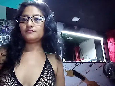 AdelinaMiran90 online show from 10-17-25, 04:15