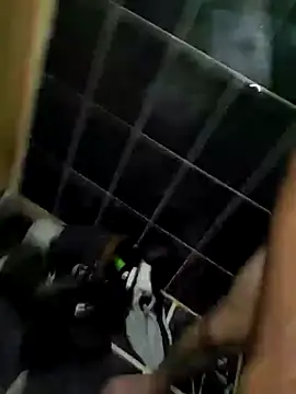 Snapshot of Rober2230 chatting on 12-02-24, 03:26 Rober2230 online show from 12-02-24, 03:26