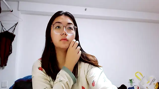 Snapshot of liu195874 chatting on 12-26-24, 03:31 liu195874 online show from 12-26-24, 03:31