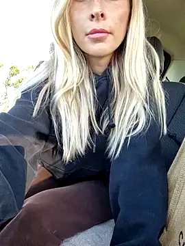 EileX official online show from 04-18-26, 06:17