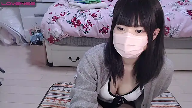 Snapshot of AMI___oO chatting on 03-08-25, 03:50 AMI oO online show from 03-08-25, 03:50