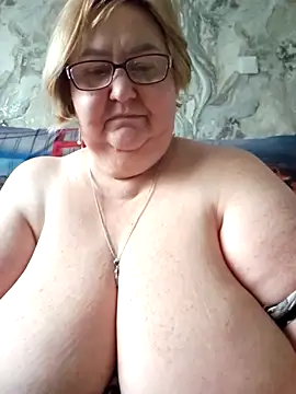 Awn290668 online show from 02-18-26, 05:58