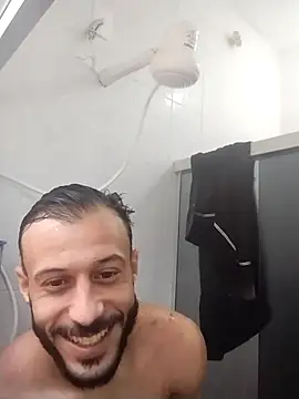 Snapshot of LopeseLua chatting on 09-26-25, 05:06 LopeseLua online show from 09-26-25, 05:06