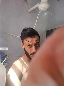 Snapshot of LopeseLua chatting on 09-30-25, 12:32 LopeseLua online show from 09-30-25, 12:32