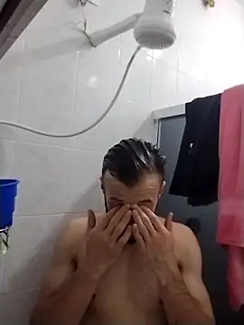 Snapshot of LopeseLua chatting on 10-06-25, 10:18 LopeseLua online show from 10-06-25, 10:18