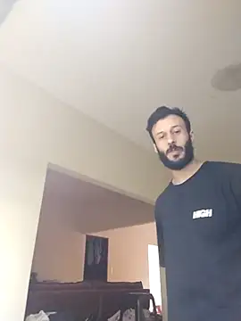 Snapshot of LopeseLua chatting on 10-28-25, 06:10 LopeseLua online show from 10-28-25, 06:10