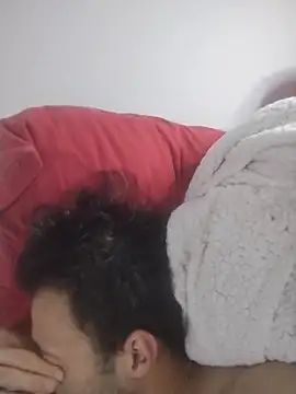 Snapshot of LopeseLua chatting on 11-08-25, 04:23 LopeseLua online show from 11-08-25, 04:23