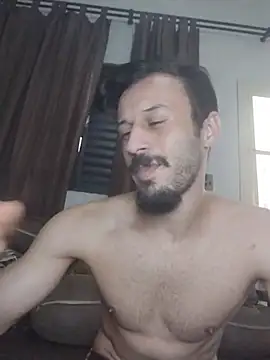 Snapshot of LopeseLua chatting on 11-10-25, 03:22 LopeseLua online show from 11-10-25, 03:22