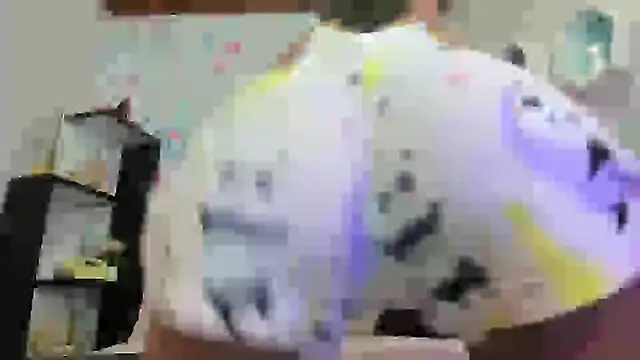 EMMA SWEETT1 online show from 01-19-25, 04:04