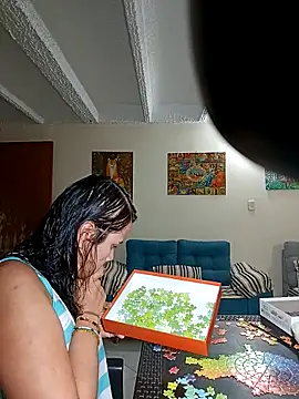 carlajames  online show from 03-12-25, 02:30