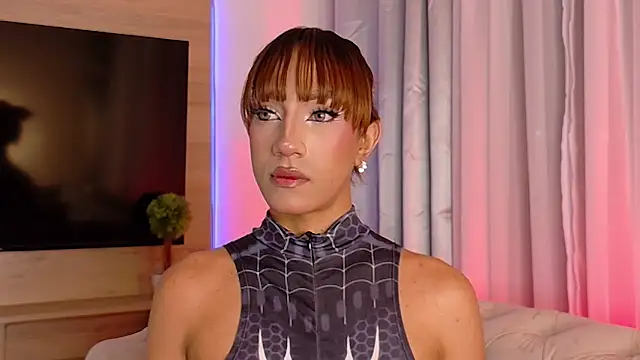 VictoriaRoss1 online show from 07-18-26, 12:59