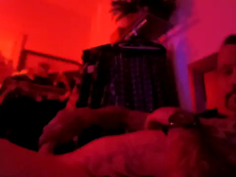 Snapshot of Slunghung79 chatting on 09-11-25, 08:03 Slunghung79 online show from 09-11-25, 08:03