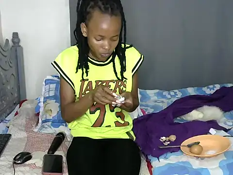 Snapshot of pretty_betty chatting on 02-15-25, 04:34 pretty betty online show from 02-15-25, 04:34