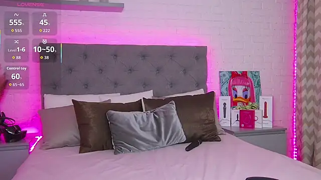 Born to Blow online show from 11-08-25, 01:17