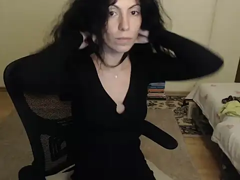 Emmatoo online show from 10-14-25, 05:25