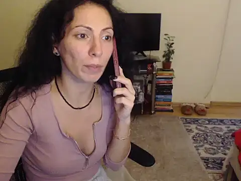 Emmatoo online show from 10-18-25, 02:51