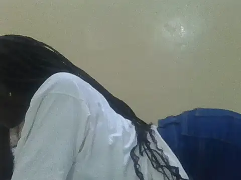 Snapshot of Pretty_ellahh chatting on 02-15-25, 07:17 Pretty ellahh online show from 02-15-25, 07:17