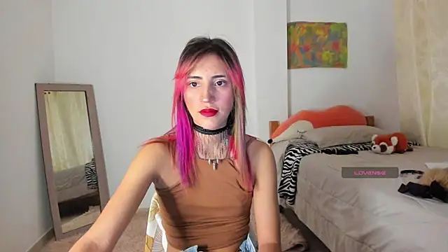 linnie  online show from 01-28-25, 12:47