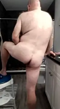 Snapshot of lou63ponce chatting on 01-13-25, 12:30 lou63ponce online show from 01-13-25, 12:30