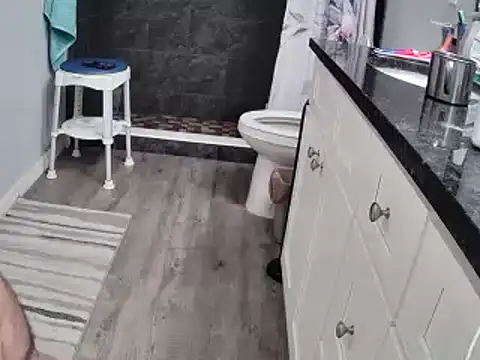 Snapshot of lou63ponce chatting on 02-28-25, 04:53 lou63ponce online show from 02-28-25, 04:53