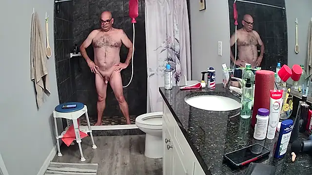 Snapshot of lou63ponce chatting on 09-10-25, 02:17 lou63ponce online show from 09-10-25, 02:17