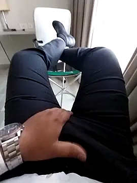 Divyansh 27 online show from 03-10-26, 12:43