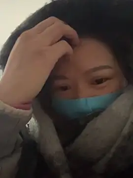 Snapshot of Hellen_111 chatting on 12-18-25, 07:47 Hellen 111 online show from 12-18-25, 07:47