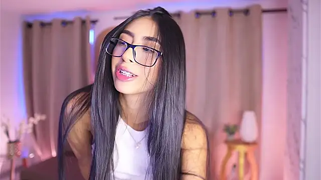 Sara albrecht online show from 01-11-25, 12:40